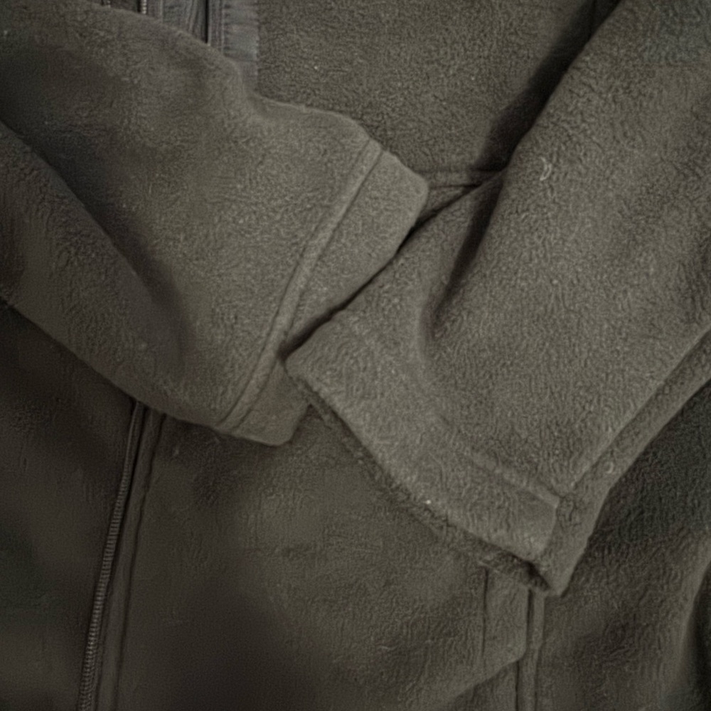 New Balance Black Hooded Jacket - Picture 3 of 5